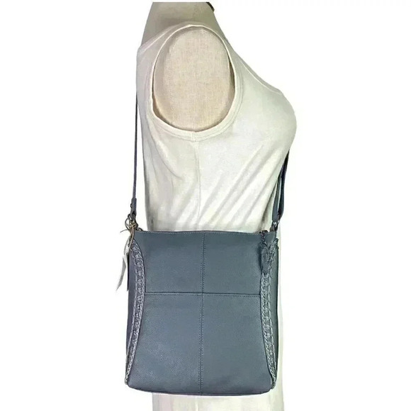 The Sak Lucia Leather Zip Top Crossbody Bag Dusty Blue Crochet Adjustable NEW - Picture 6 of 12